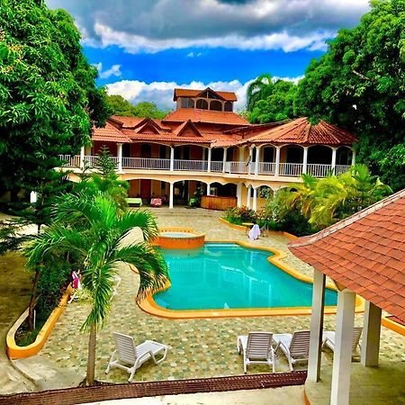 Donpee Guest House Leogane ภายนอก รูปภาพ