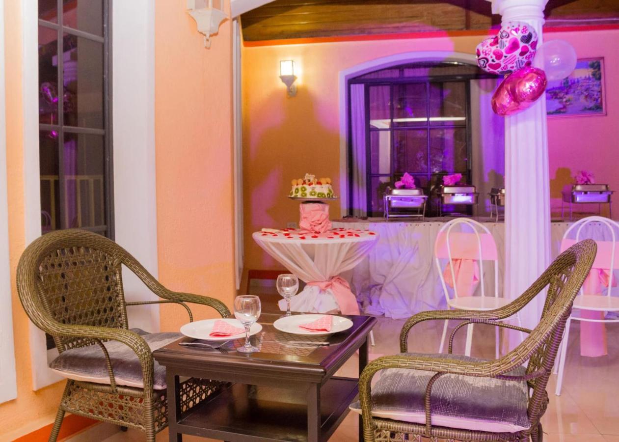 Donpee Guest House Leogane ภายนอก รูปภาพ