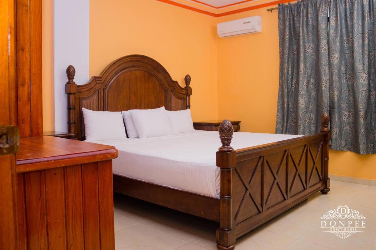 Donpee Guest House Leogane ภายนอก รูปภาพ
