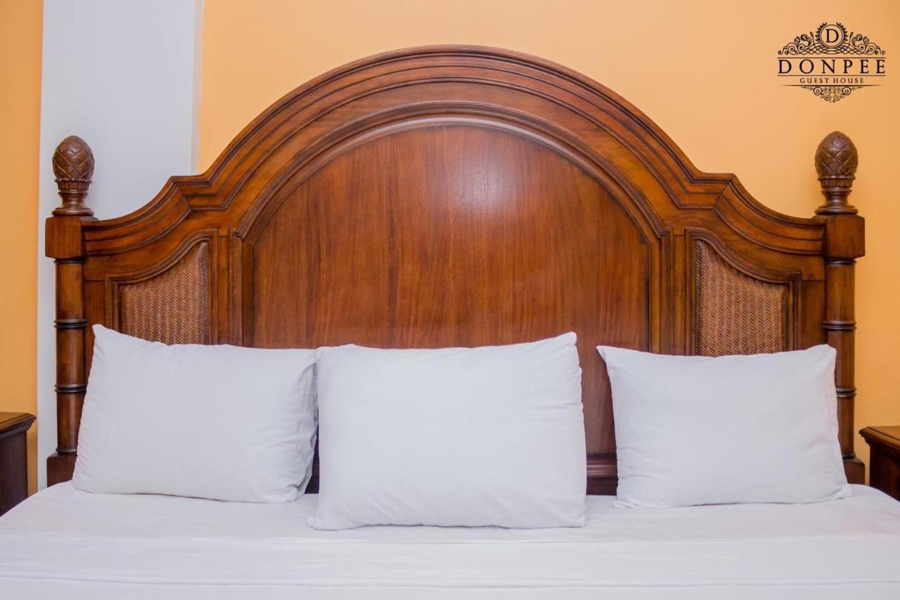 Donpee Guest House Leogane ภายนอก รูปภาพ